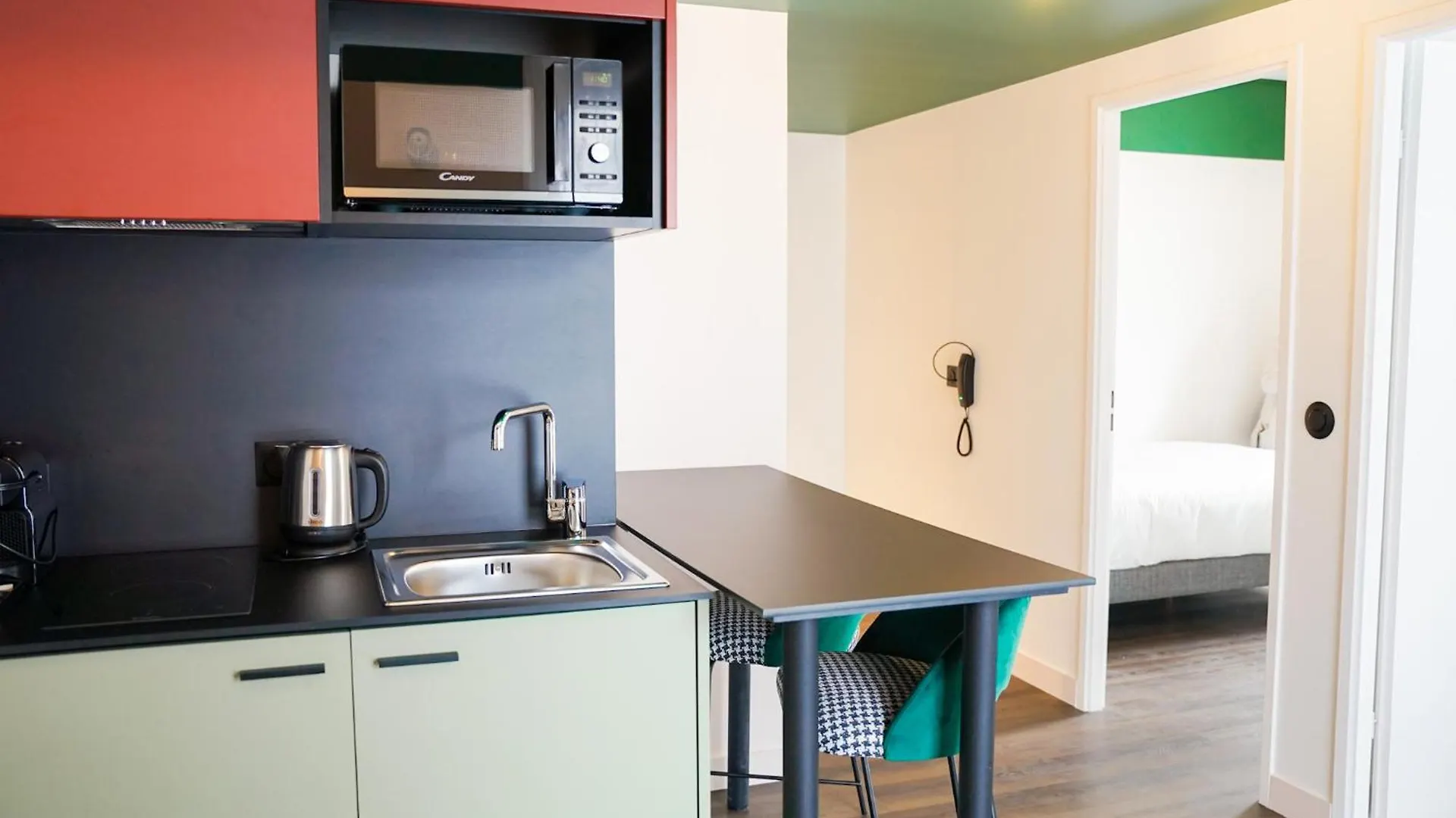 & 13 Porte D'italie 3* Paris